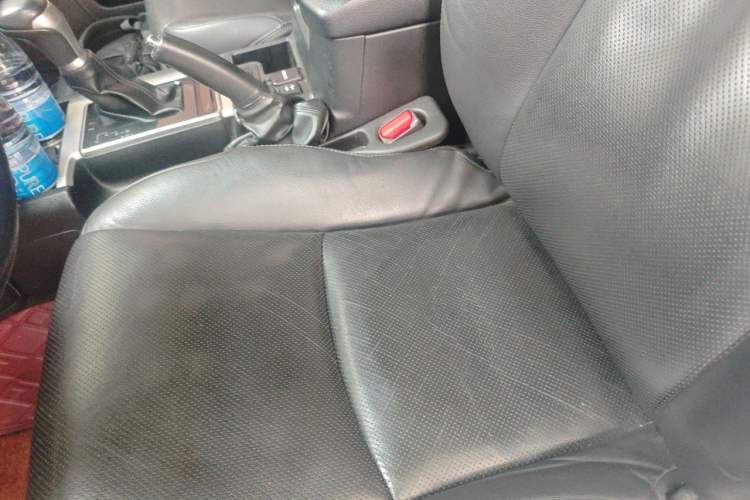 Used Toyota Prado 2018 3.5L Automatic TX-L with Rear-Mounted Spare Tire Left Front Seat