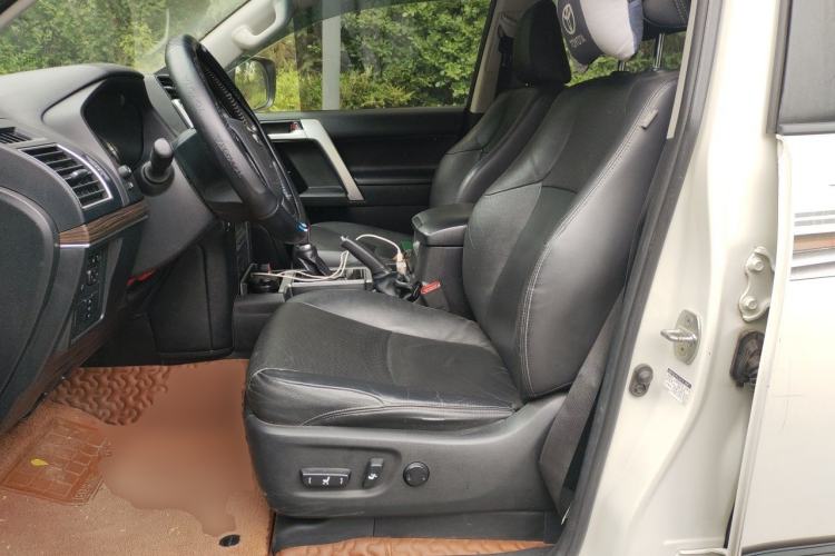 Used Toyota Prado 2018 3.5L Automatic TX-L with Rear-Mounted Spare Tire Left Front Seat
