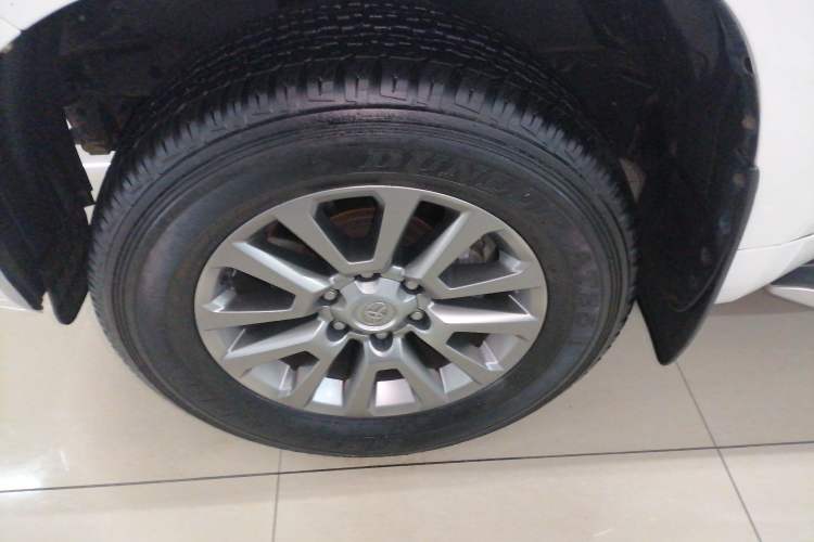 Used Toyota Prado 2018 3.5L Automatic TX Left Front Wheel Hub
