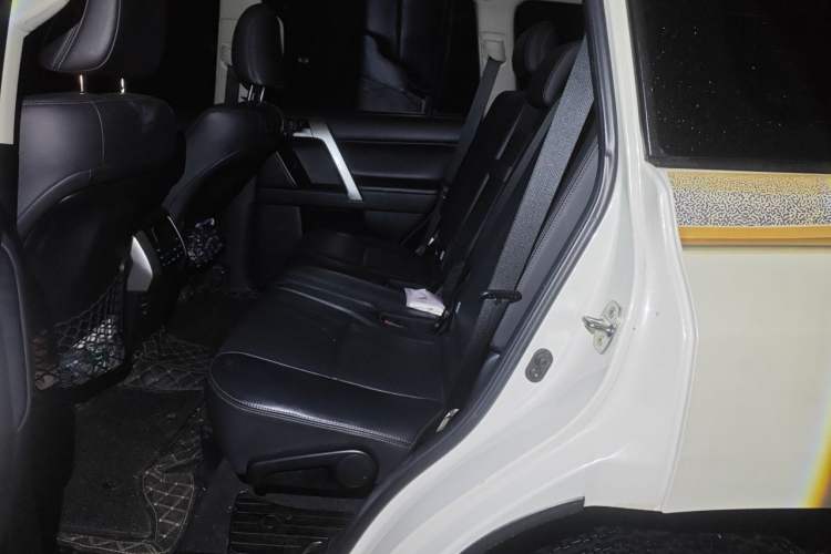 Used Toyota Prado 2018 3.5L Automatic TX-L with Rear-Mounted Spare Tire Left Rear Seat
