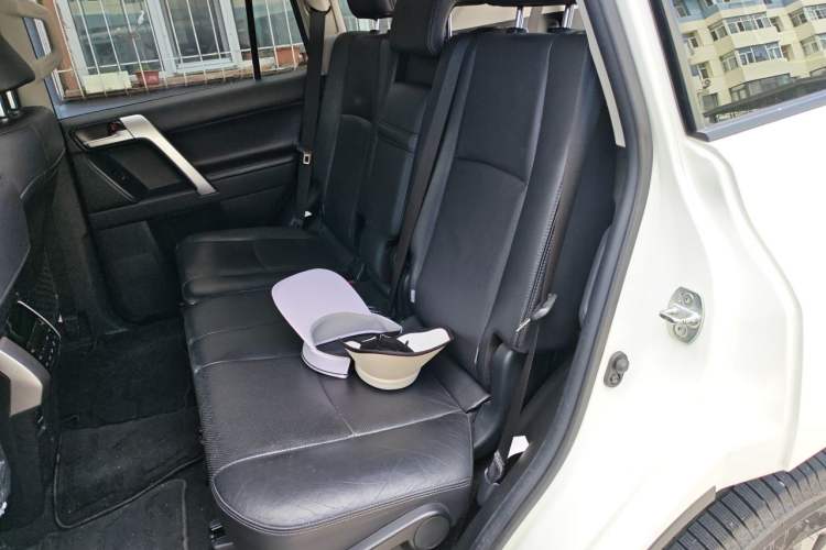 Used Toyota Prado 2018 3.5L Automatic TX-L Left Rear Seat