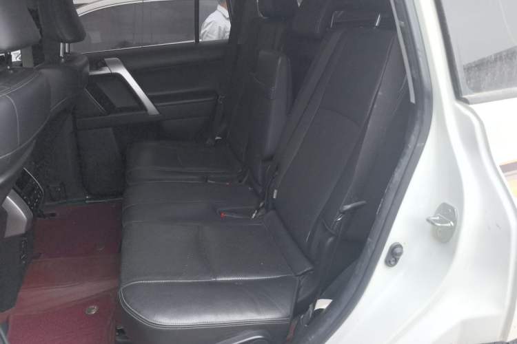 Used Toyota Prado 2018 3.5L Automatic TX-L NAVI with Rear-Mounted Spare Tire Left Rear Seat