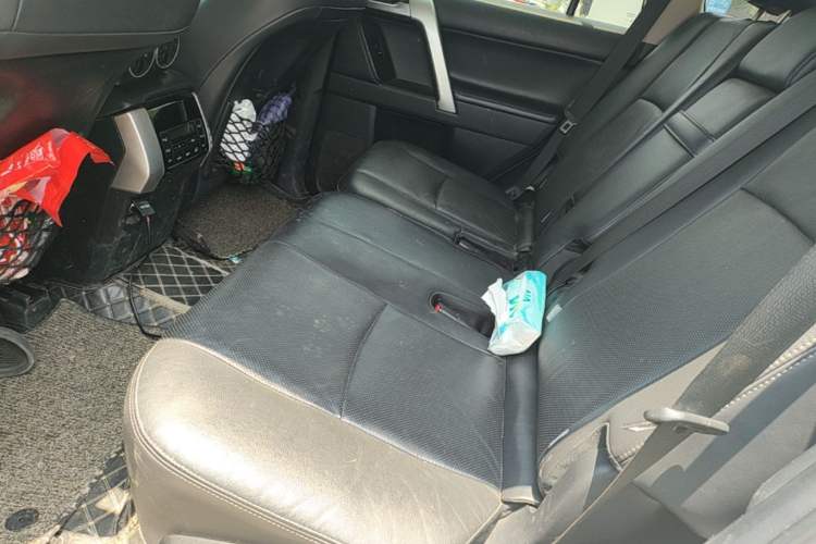 Used Toyota Prado 2018 3.5L Automatic TX-L with Rear-Mounted Spare Tire Left Rear Seat