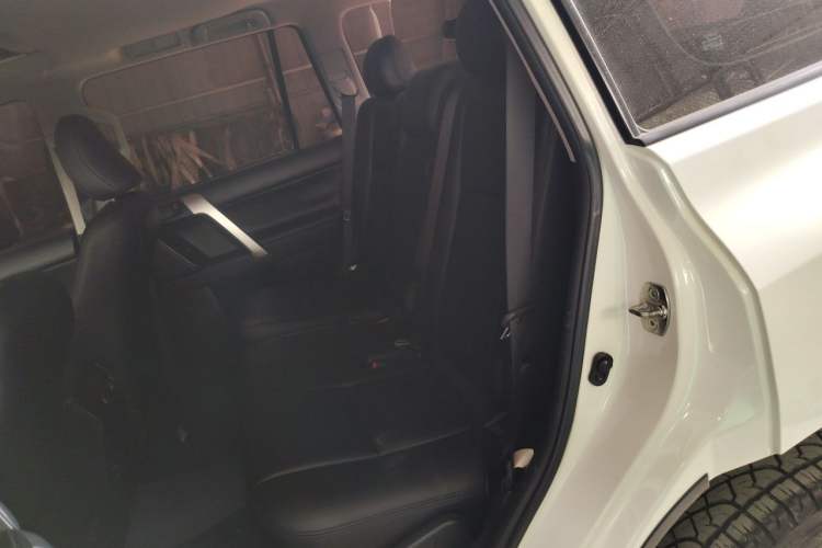Used Toyota Prado 2018 3.5L Automatic SX Left Rear Seat