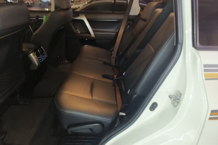 Used Toyota Prado 2018 3.5L Automatic TX-L NAVI with Rear-Mounted Spare Tire Left Rear Seat