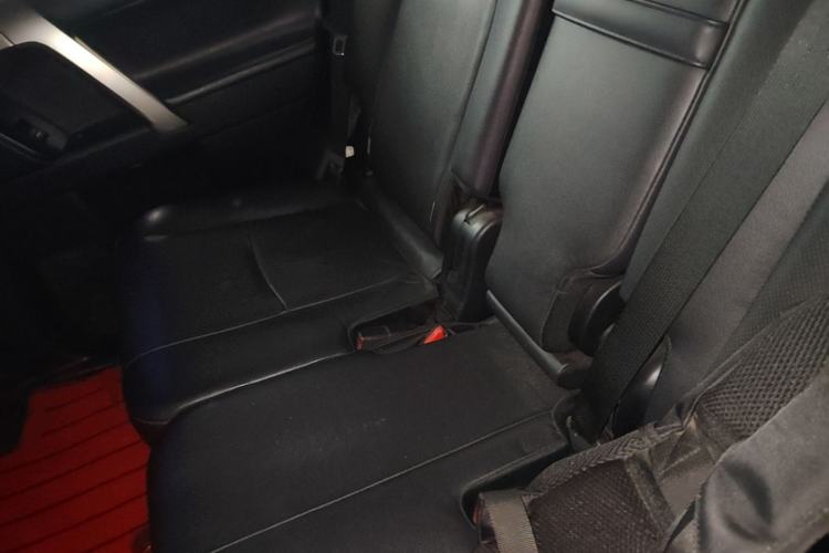 Used Toyota Prado 2018 3.5L Automatic TX-L NAVI with Rear-Mounted Spare Tire Left Rear Seat