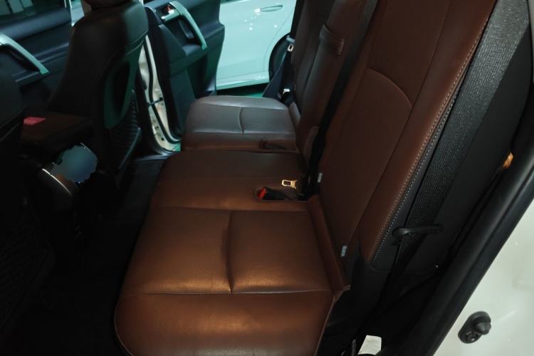 Used Toyota Prado 2018 3.5L Automatic TX-L NAVI with Rear-Mounted Spare Tire Left Rear Seat