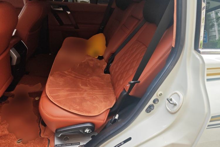 Used Toyota Prado 2018 3.5L Automatic TX-L with Rear-Mounted Spare Tire Left Rear Seat