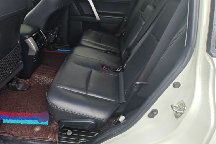 Used Toyota Prado 2018 3.5L Automatic TX-L with Rear-Mounted Spare Tire Left Rear Seat