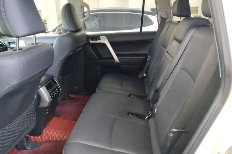 Used Toyota Prado 2018 3.5L Automatic TX-L with Rear-Mounted Spare Tire Left Rear Seat