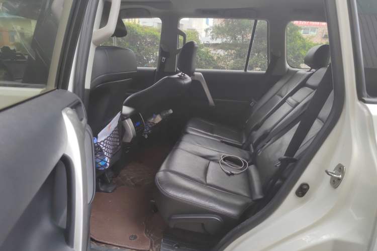Used Toyota Prado 2018 3.5L Automatic TX-L with Rear-Mounted Spare Tire Left Rear Seat