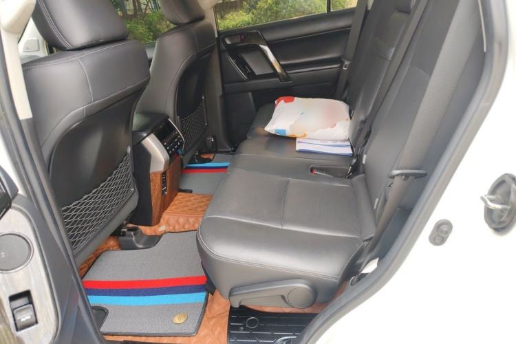 Used Toyota Prado 2018 3.5L Automatic TX-L NAVI with Rear-Mounted Spare Tire Left Rear Seat