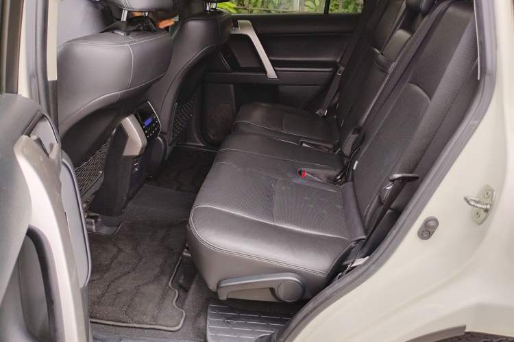 Used Toyota Prado 2018 3.5L Automatic TX-L with Rear-Mounted Spare Tire Left Rear Seat