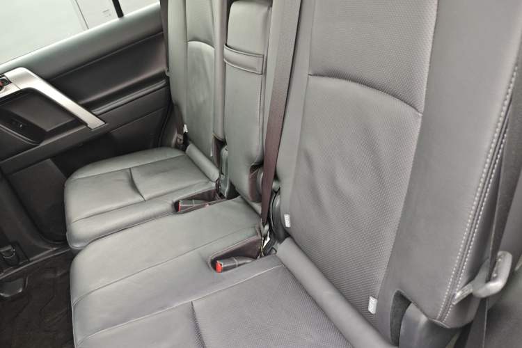 Used Toyota Prado 2018 3.5L Automatic TX-L with Rear-Mounted Spare Tire Left Rear Seat