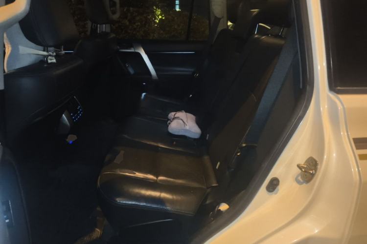 Used Toyota Prado 2018 3.5L Automatic TX-L with Rear-Mounted Spare Tire Left Rear Seat