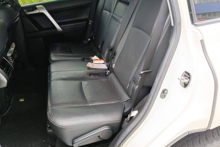 Used Toyota Prado 2018 3.5L Automatic TX-L with Rear-Mounted Spare Tire Left Rear Seat