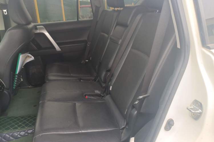 Used Toyota Prado 2018 3.5L Automatic TX-L with Rear-Mounted Spare Tire Left Rear Seat