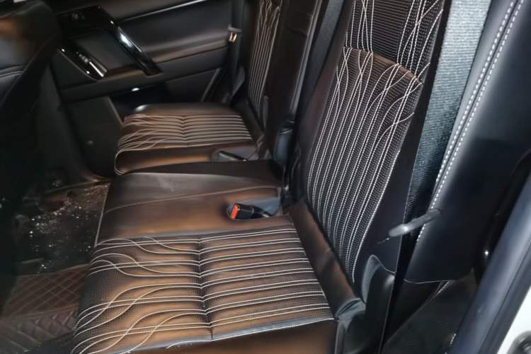 Used Toyota Prado 2018 3.5L Automatic TX-L with Rear-Mounted Spare Tire Left Rear Seat