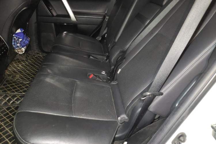 Used Toyota Prado 2018 3.5L Automatic TX-L with Rear-Mounted Spare Tire Left Rear Seat