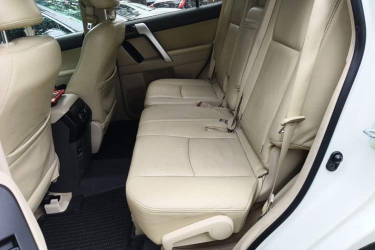 Used Toyota Prado 2018 4.0L TX-L U.S. Specification Left Rear Seat