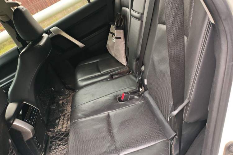 Used Toyota Prado 2018 3.5L Automatic TX-L NAVI Left Rear Seat