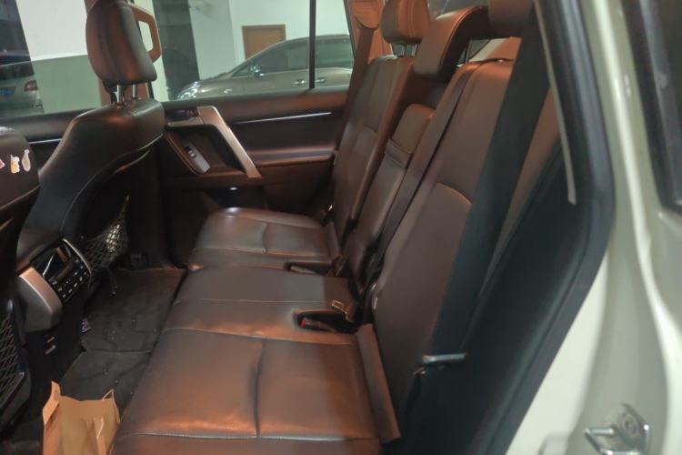 Used Toyota Prado 2018 3.5L Automatic TX-L with Rear-Mounted Spare Tire Left Rear Seat
