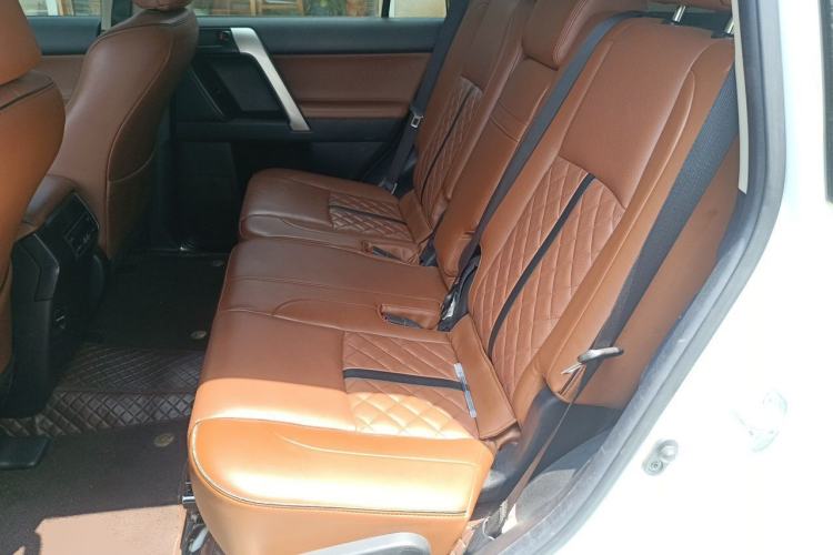Used Toyota Prado 2018 2.7L TX Aluminum Wheels Underbody Mounting Base Version – Middle East Left Rear Seat