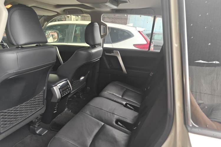 Used Toyota Prado 2018 3.5L Automatic TX-L NAVI Left Rear Seat