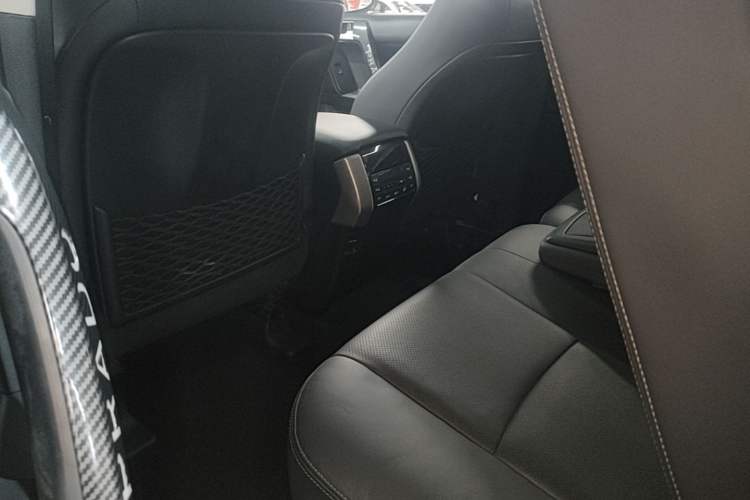 Used Toyota Prado 2018 3.5L Automatic TX-L with Rear-Mounted Spare Tire Left Rear Seat