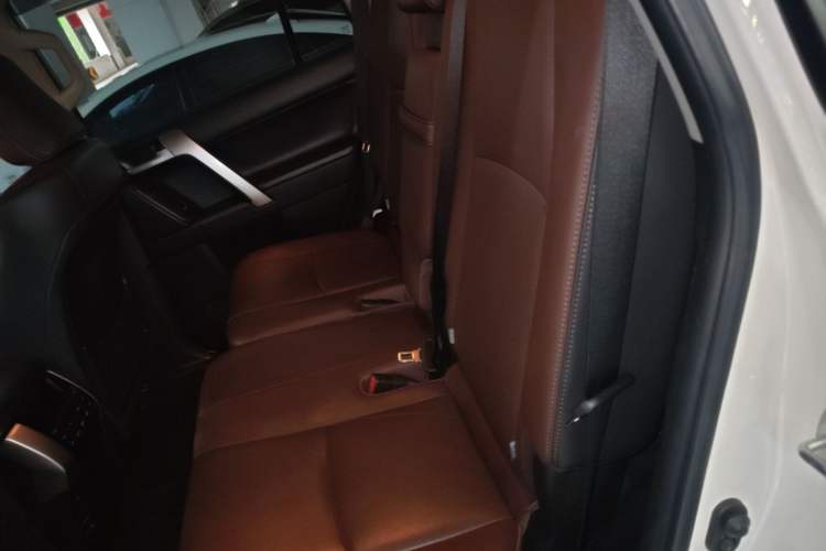 Used Toyota Prado 2018 3.5L Automatic TX-L NAVI with Rear-Mounted Spare Tire Left Rear Seat