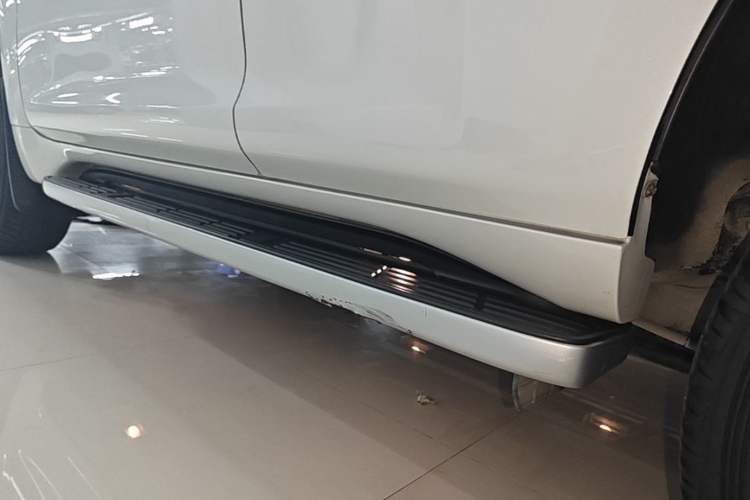 Used Toyota Prado 2018 3.5L Automatic TX-L NAVI with Rear-Mounted Spare Tire Left Side Sill