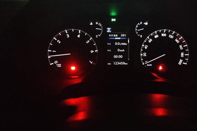 Used Toyota Prado 2018 3.5L Automatic TX-L NAVI Odometer Close Up