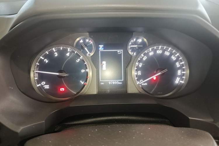 Used Toyota Prado 2018 3.5L Automatic TX-L NAVI with Rear-Mounted Spare Tire Odometer Close Up
