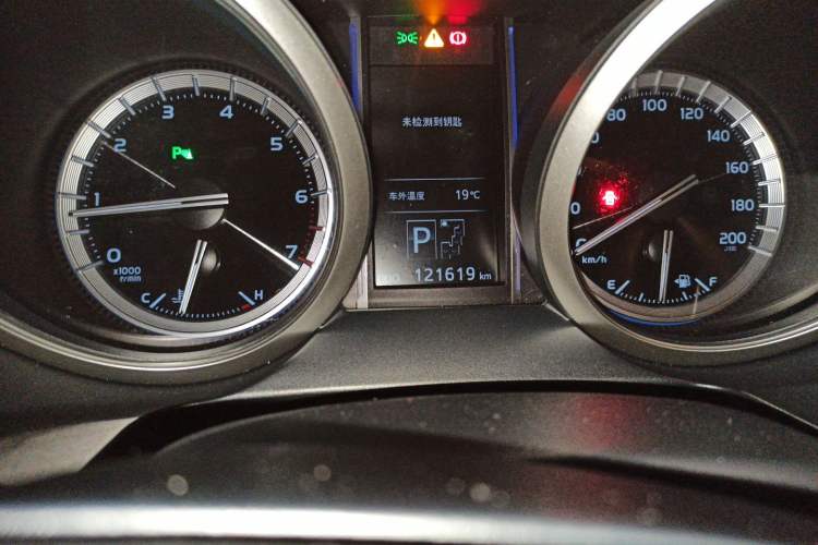Used Toyota Prado 2018 3.5L Automatic TX-L NAVI with Rear-Mounted Spare Tire Odometer Close Up