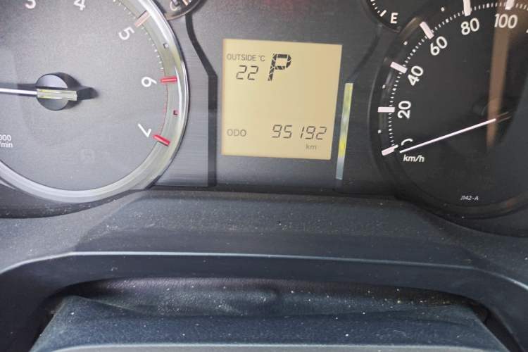 Used Toyota Prado 2018 4.0L GXR Dubai Edition – Middle East Odometer Close Up