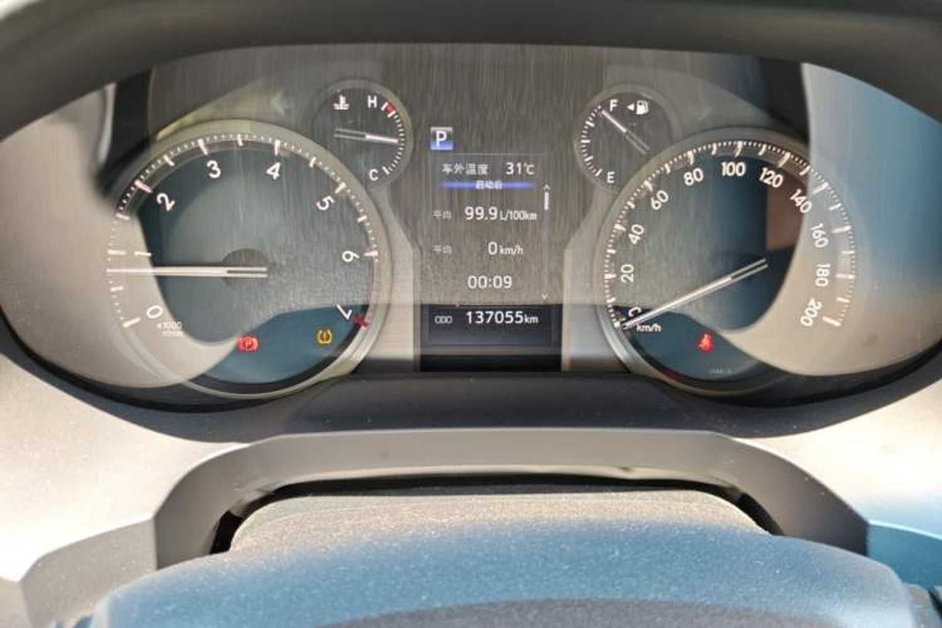 Used Toyota Prado 2018 3.5L Automatic TX-L NAVI Odometer Close Up