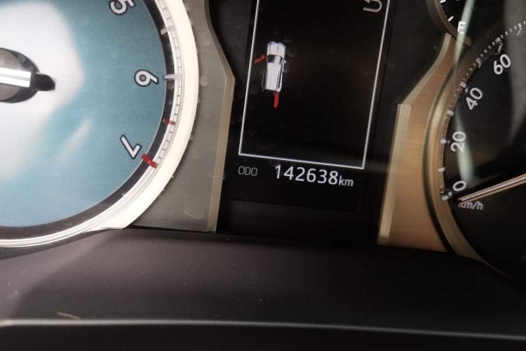 Used Toyota Prado 2018 3.5L Automatic TX-L with Rear-Mounted Spare Tire Odometer Close Up