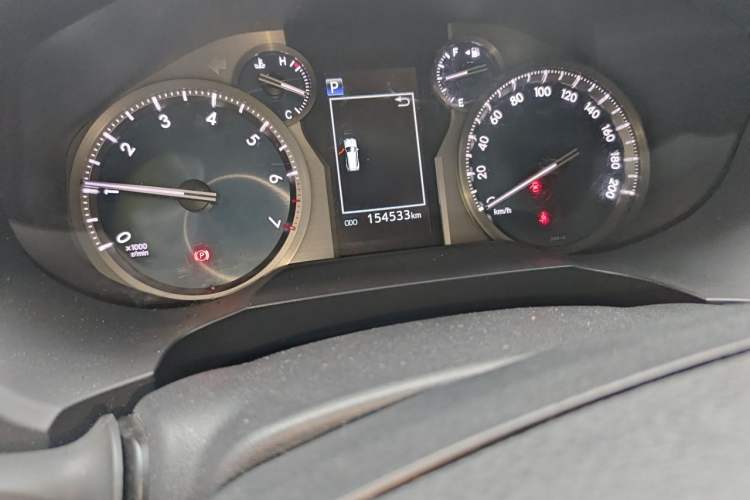 Used Toyota Prado 2018 3.5L Automatic TX-L with Rear-Mounted Spare Tire Odometer Close Up