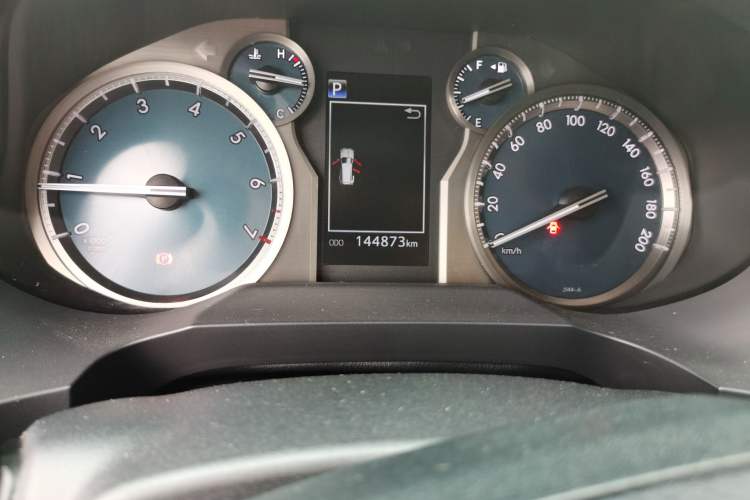 Used Toyota Prado 2018 3.5L Automatic TX-L NAVI with Rear-Mounted Spare Tire Odometer Close Up