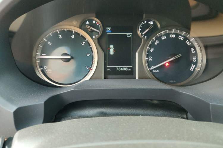 Used Toyota Prado 2018 3.5L Automatic TX-L Odometer Close Up