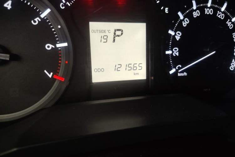 Used Toyota Prado 2018 3.5L Automatic SX Odometer Close Up