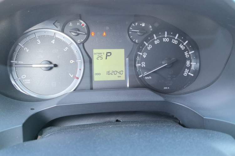 Used Toyota Prado 2018 3.5L Automatic TX Odometer Close Up