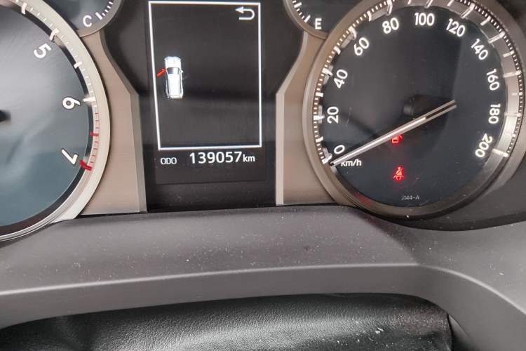 Used Toyota Prado 2018 3.5L Automatic TX-L Odometer Close Up