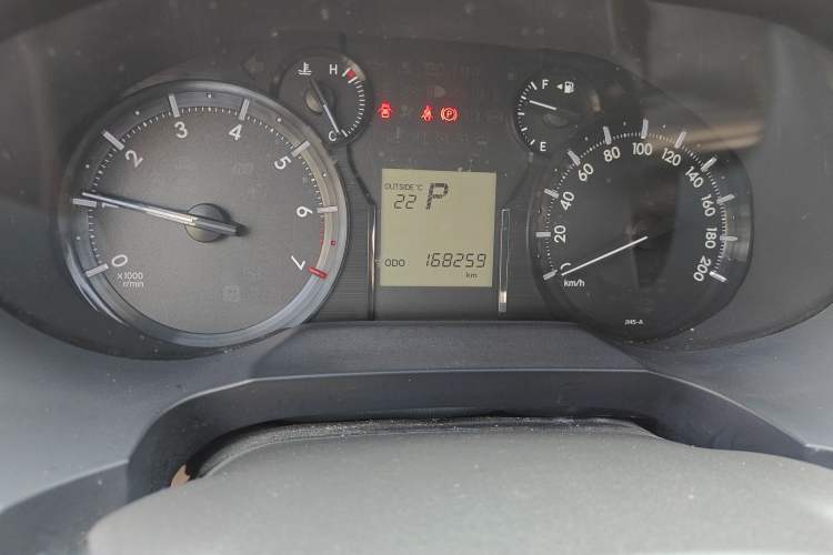 Used Toyota Prado 2018 3.5L Automatic TX Odometer Close Up