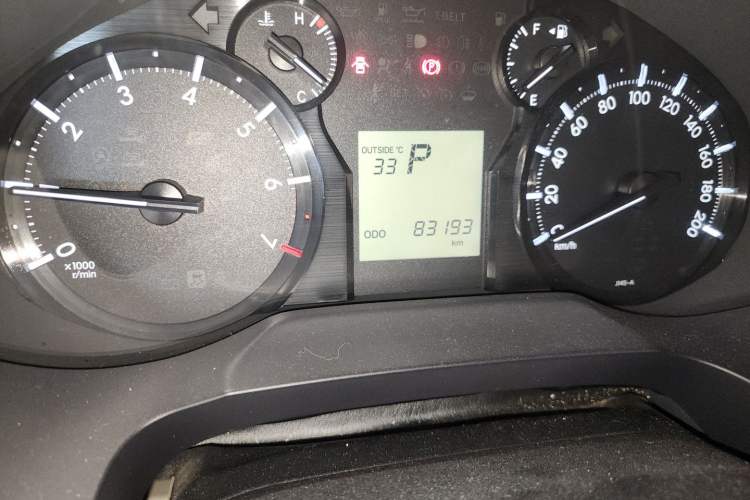 Used Toyota Prado 2018 3.5L Automatic TX Odometer Close Up