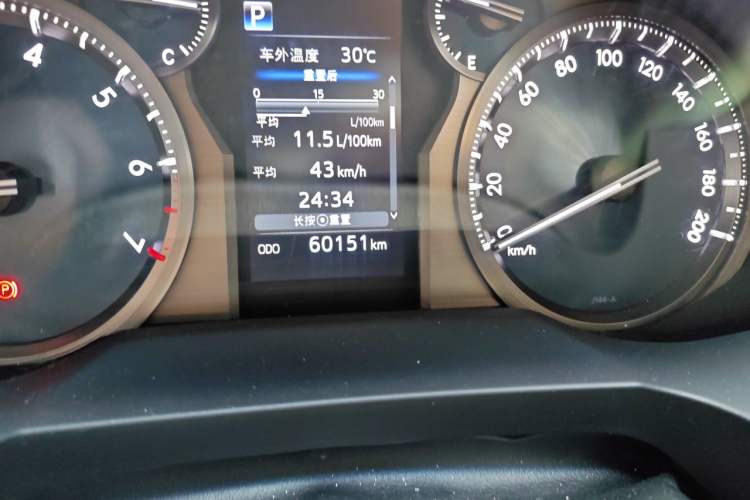 Used Toyota Prado 2018 3.5L Automatic TX-L with Rear-Mounted Spare Tire Odometer Close Up