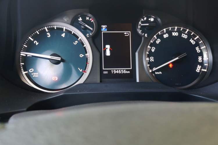 Used Toyota Prado 2018 3.5L Automatic TX-L NAVI with Rear-Mounted Spare Tire Odometer Close Up