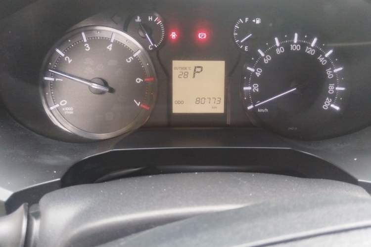 Used Toyota Prado 2018 2.7L Parallel Import Odometer Close Up