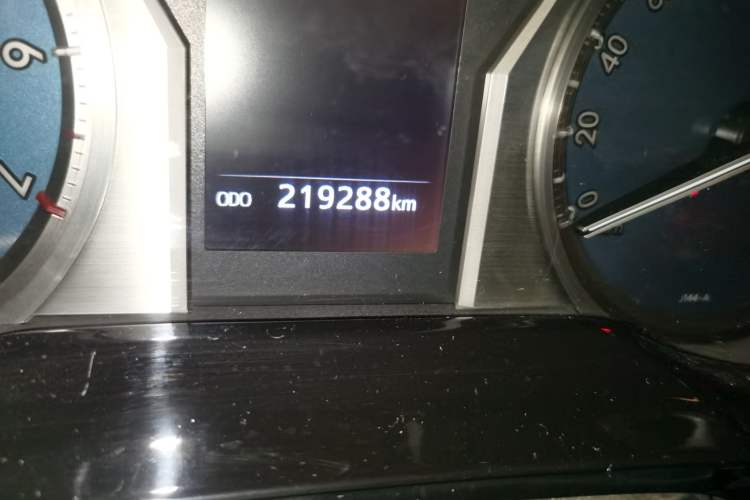 Used Toyota Prado 2018 3.5L Automatic TX-L with Rear-Mounted Spare Tire Odometer Close Up