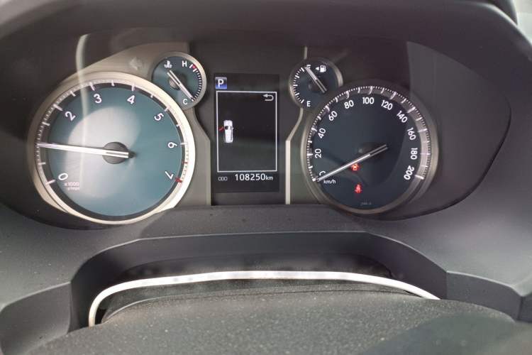 Used Toyota Prado 2018 3.5L Automatic TX-L with Rear-Mounted Spare Tire Odometer Close Up